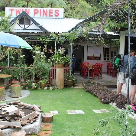 Twin Pines Guest House Cameron Highlands Eksteriør billede